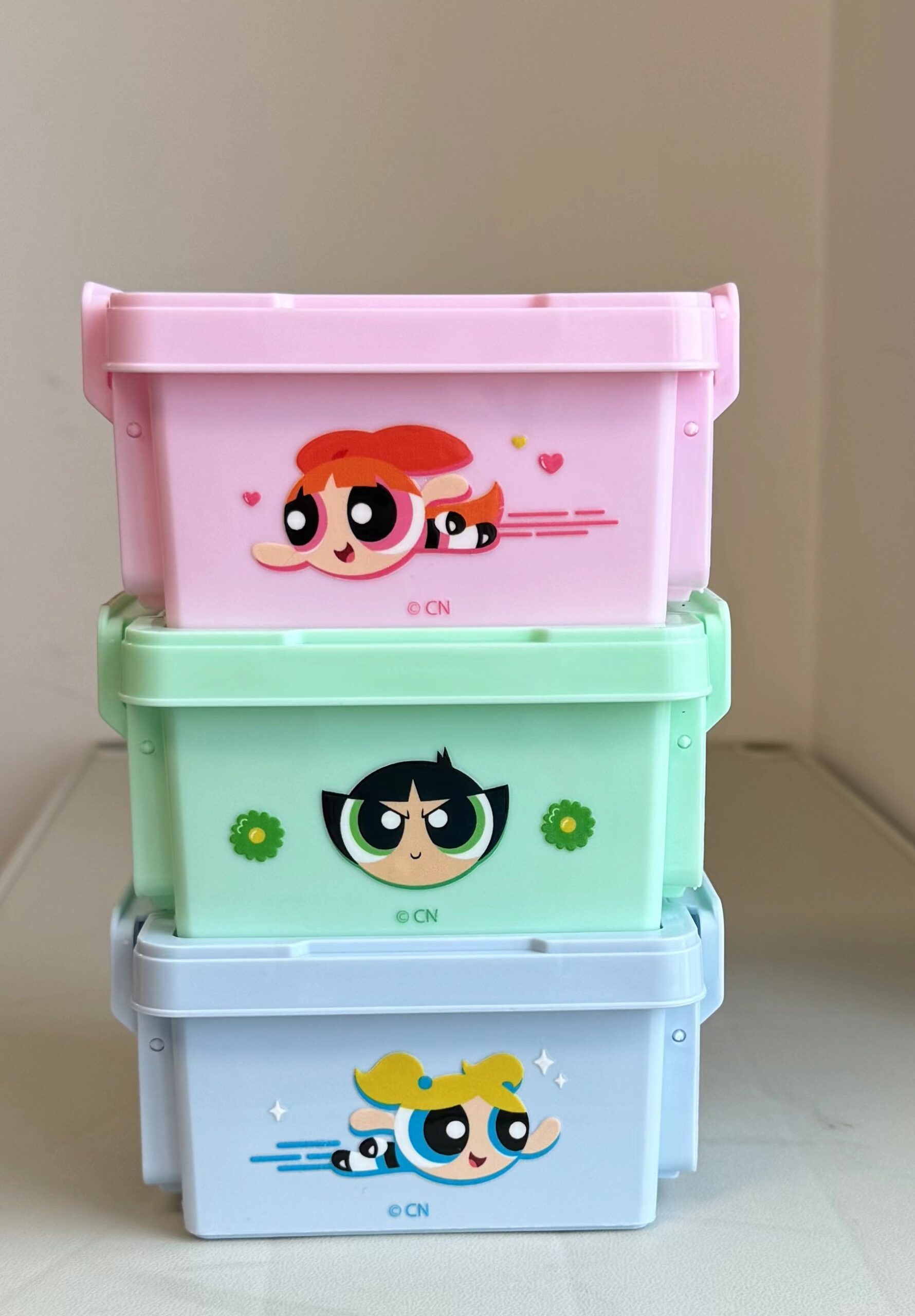 6931604303966 – קופסאות פלסטיק